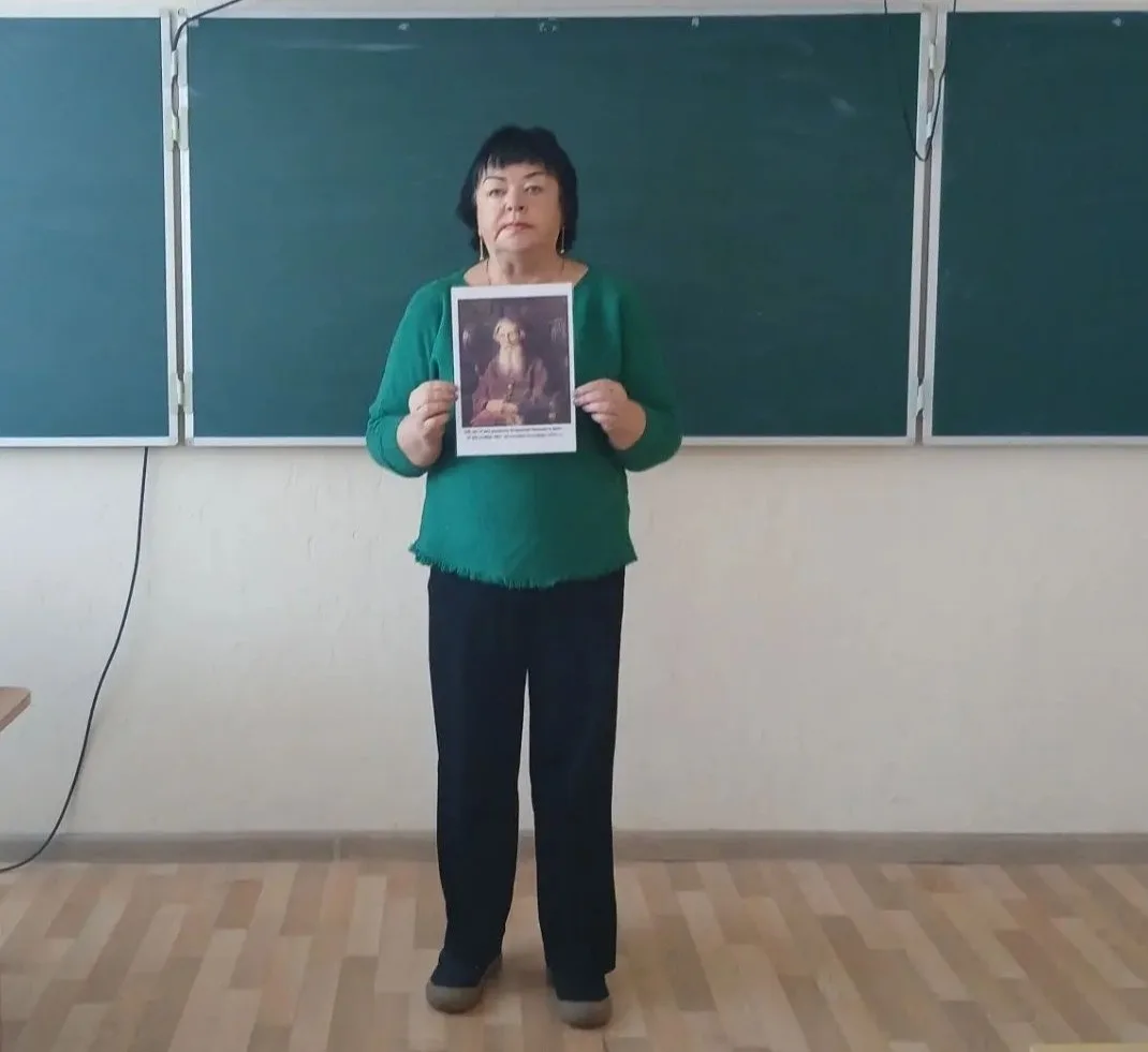 📚Сотрудники Старожиловской центральной библиотеки провели познавательный час «По стран...