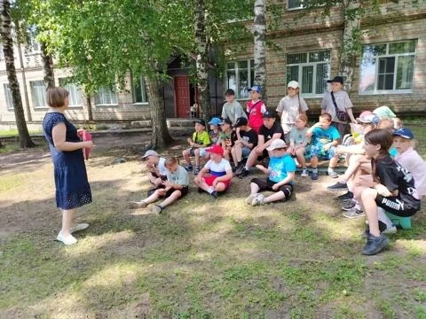 Безопасное лето в «Орленке»: детям напомнили правила поведения на воде 

Сегодня 11 июня в пришкольн