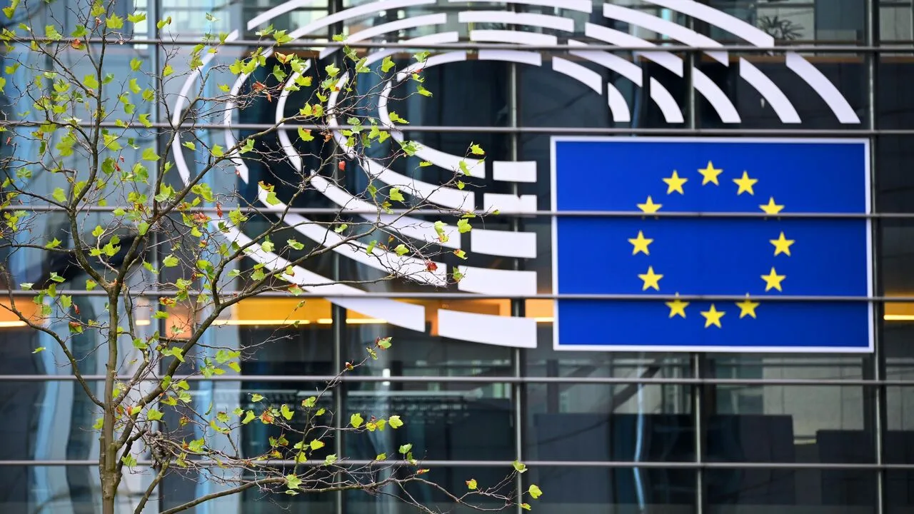🇪🇺Оборона или сельское хозяйство: страны ЕС поспорили из-за нового бюджета в €2 трлн

Лидеры Еврос