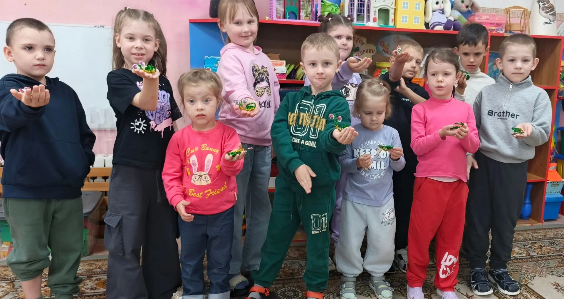 🎉 Творческий вихрь в нашем детском саду! 🎉

Сегодня у ребят было по-настоящему волшебное занятие —
