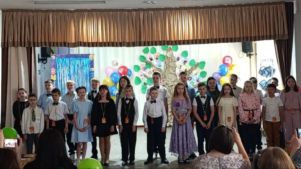 🎓 Выпускной 4 класса: новый этап в жизни!