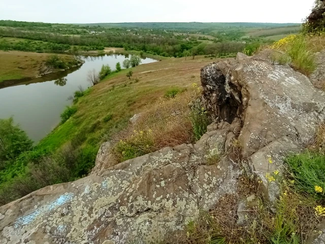 Напомню, что мы начали свой путь в балке, что находится в окрестностях  4- бис. По ней подошли к окр