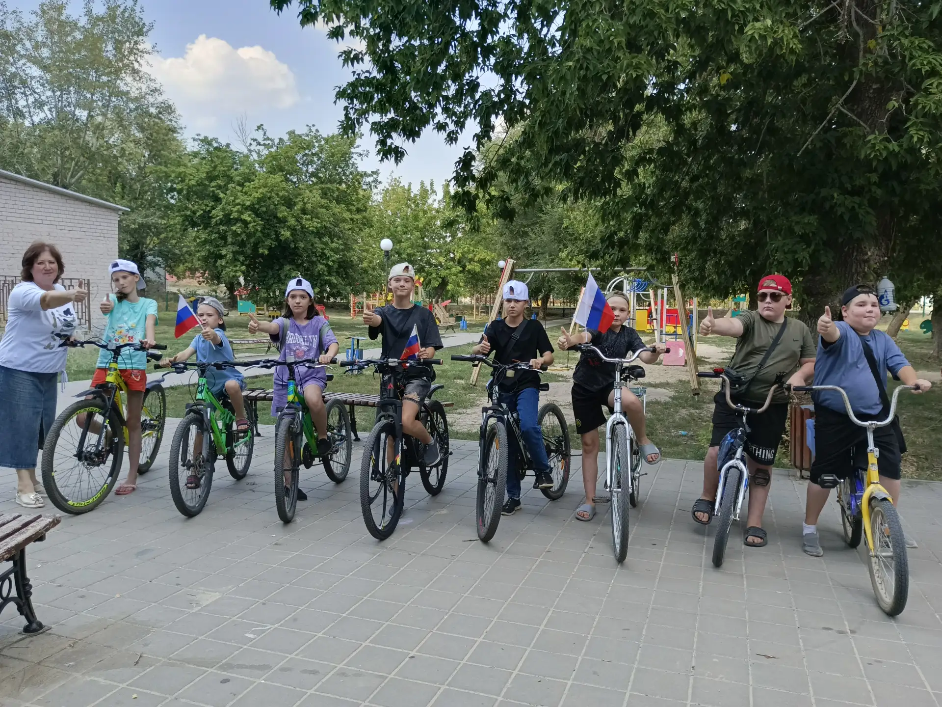 21.08.2026 г. несовершеннолетние получатели социальных услуг ГБУ СО «Руднянский ЦСОН» о...