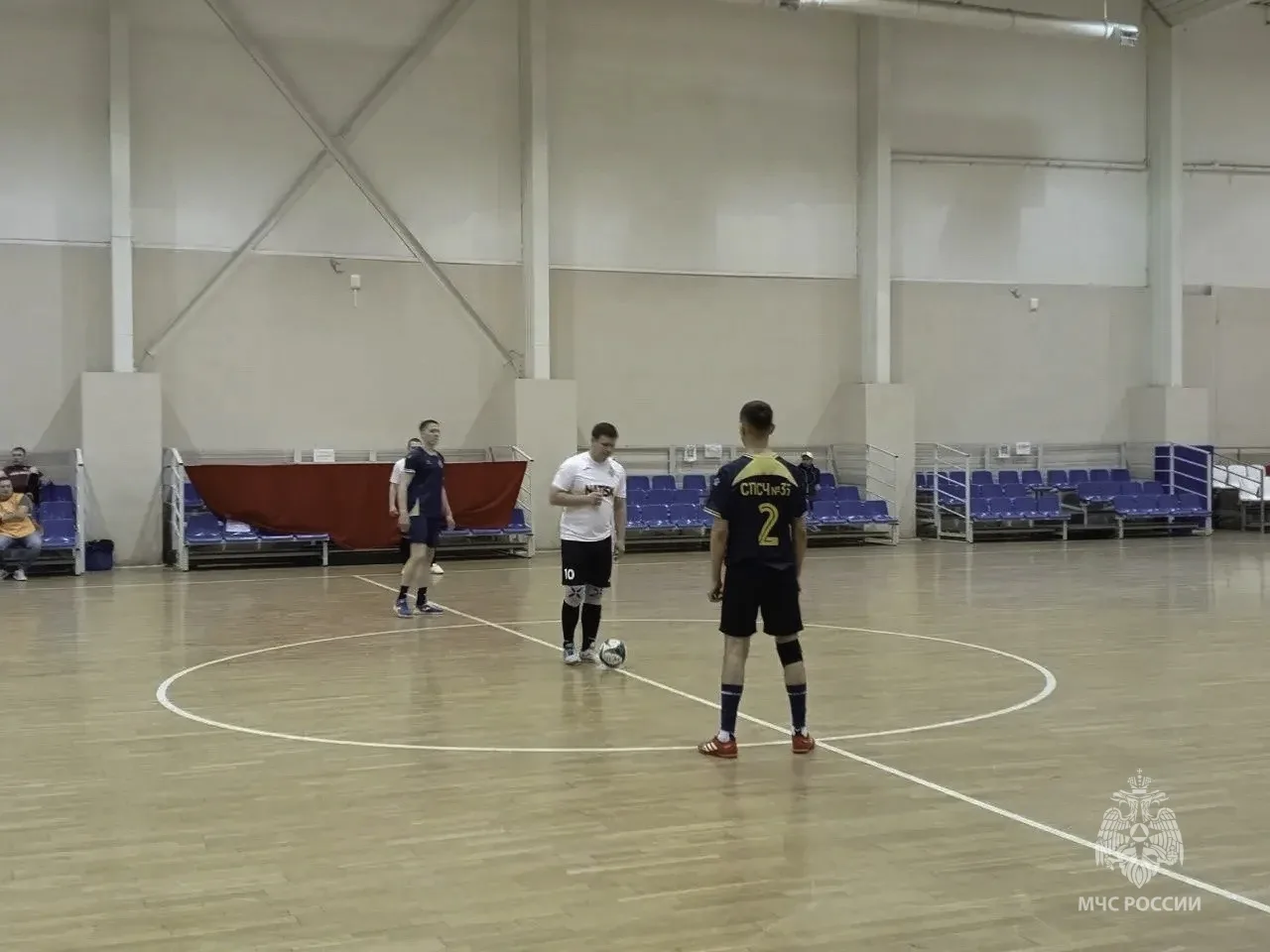 ⚽В Каменске‑Уральском ярко завершился финальный этап спартакиады МЧС Свердловской области по мини‑фу