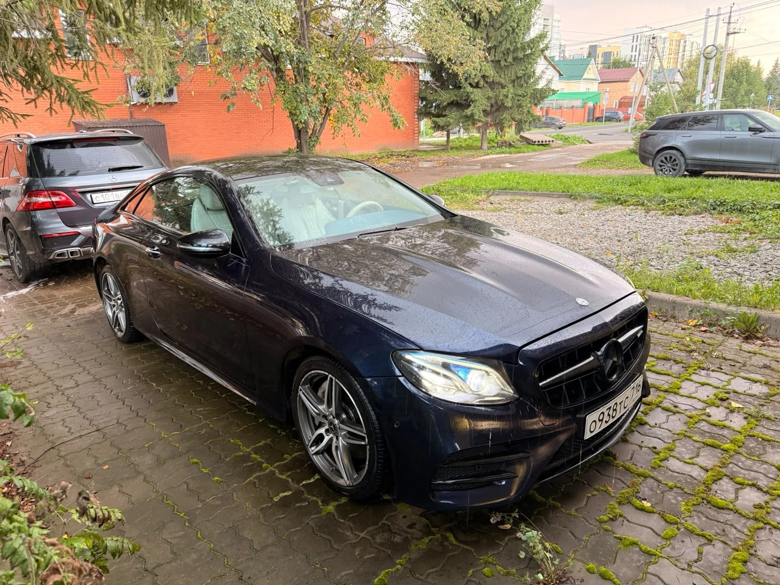 Mercedes-Benz E Coupe, 3.0T AT 4WD (333 л.с.)