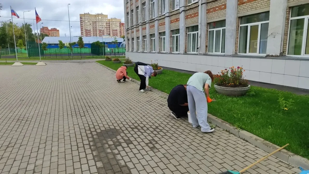 В преддверии нового учебного года субботники прошли во всех отделениях нашего образоват...