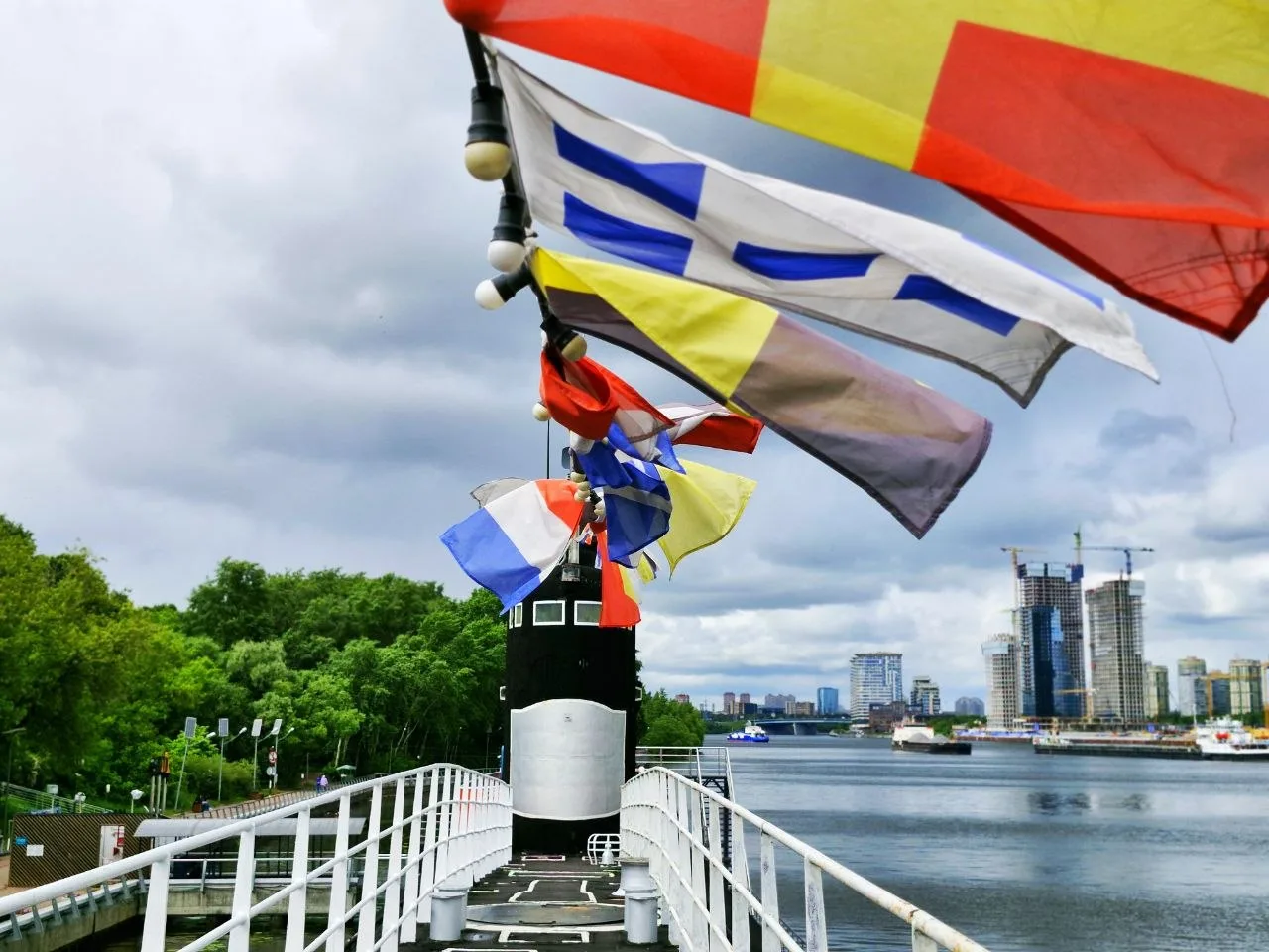 В выходные дни наконец-то обещают хорошую погоду! ⛅️
⠀
А значит нас ждут приятные прогулки по парку.
