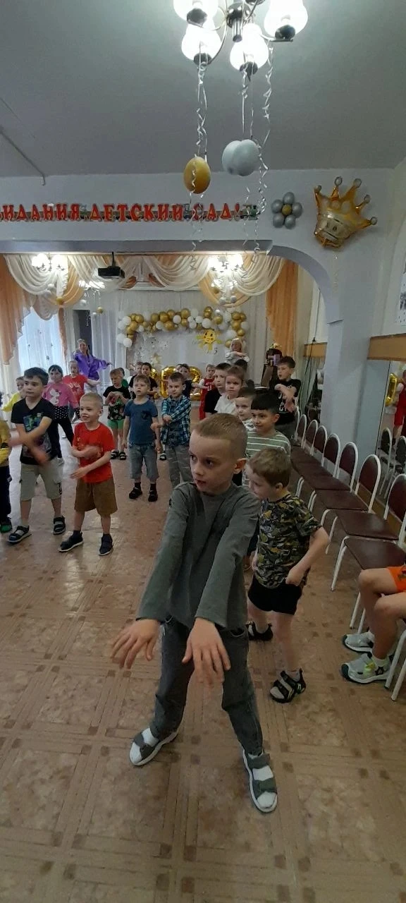 В нашем детском саду 1 июня прошел праздник посвященный "Дню защиты детей". Ведущая отм...