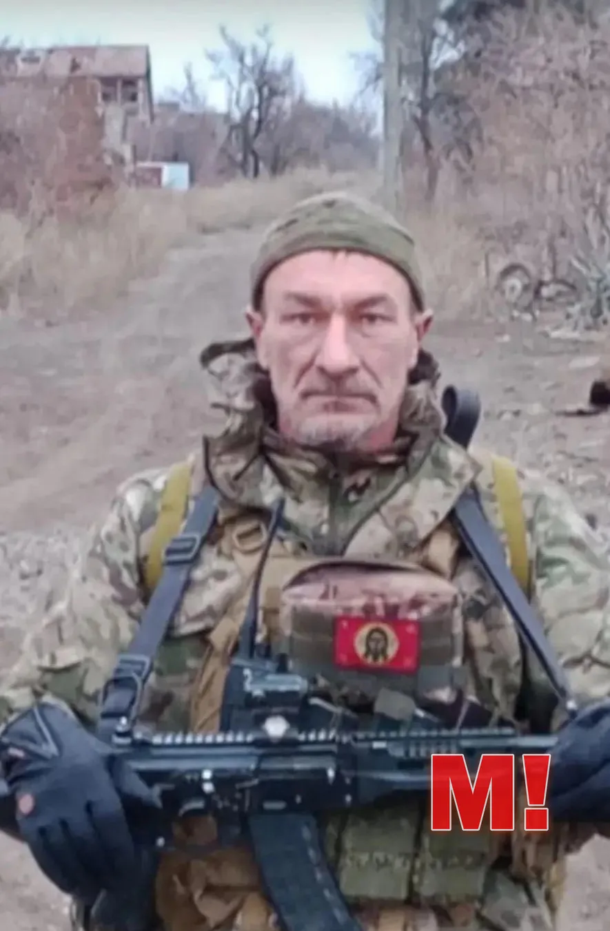 "... и пока эти парни служат, мир шатается, но стоит"