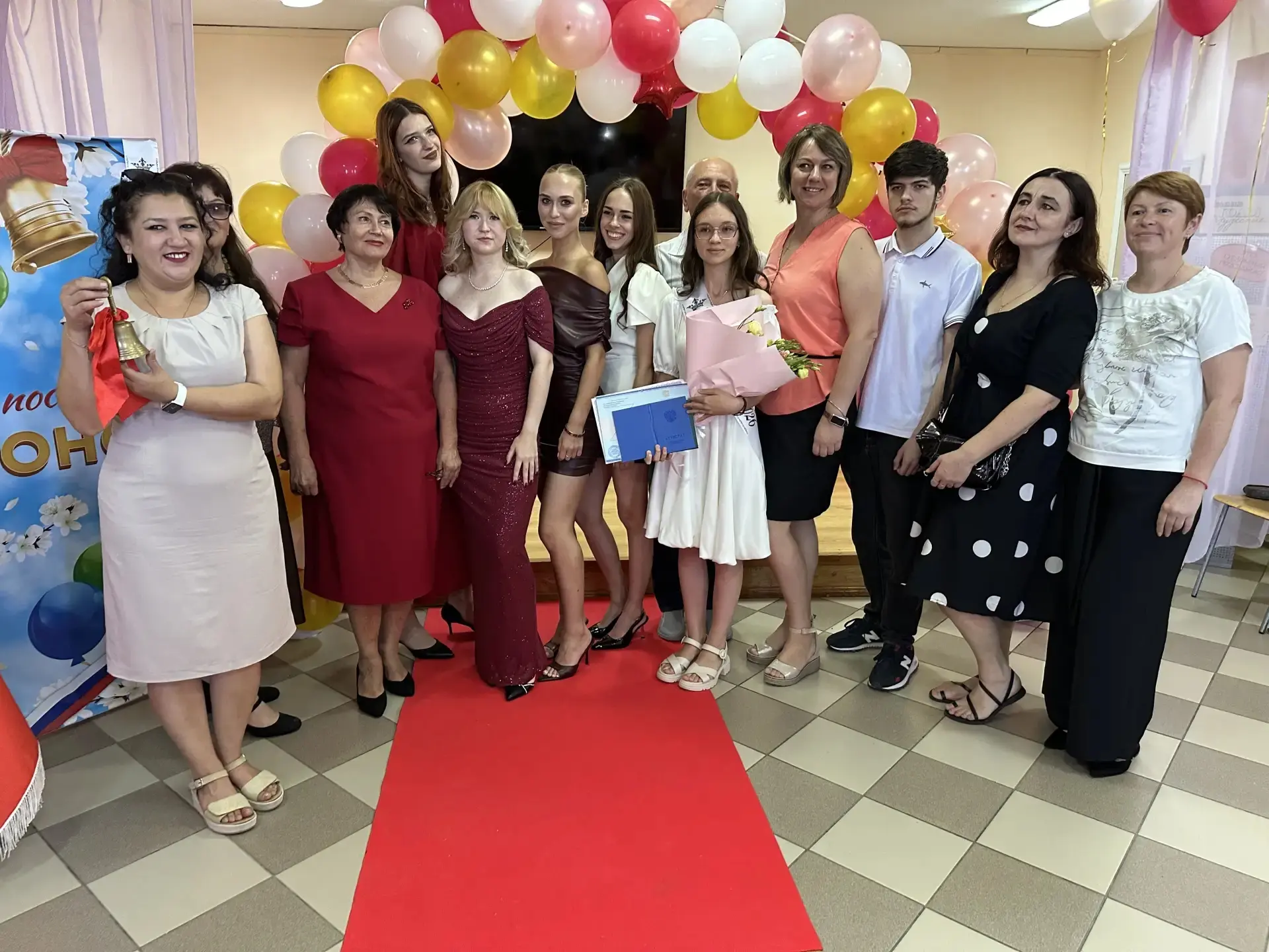 🔔Сегодня состоялось по-настоящему трогательное событие — торжественная церемония вручения аттестато