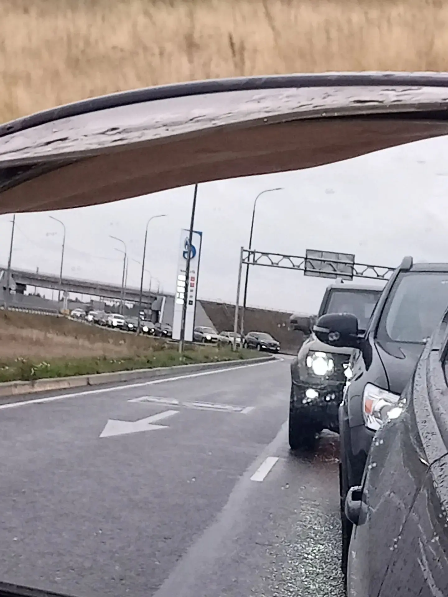 По м - 12 на Москву даже очередь 🫣