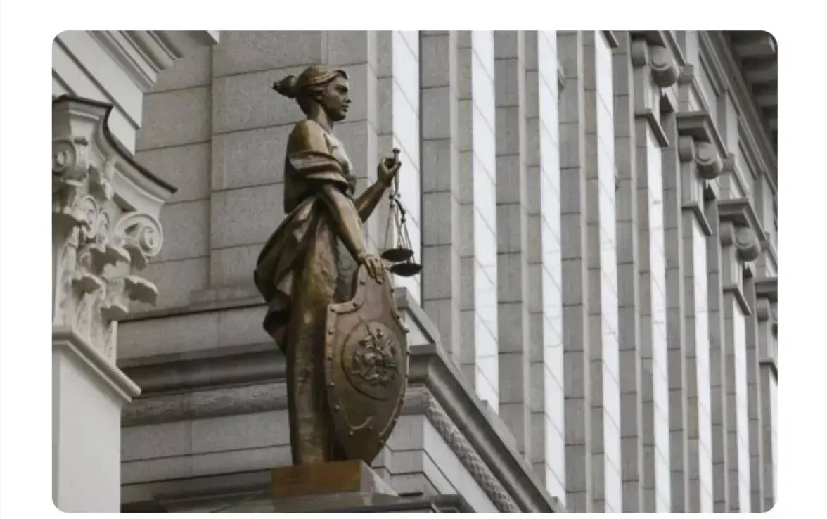 ⚖️ ВС разрешил водителям не предъявлять инспекторам бумажную копию ОСАГО 

Верховный суд пришел к та