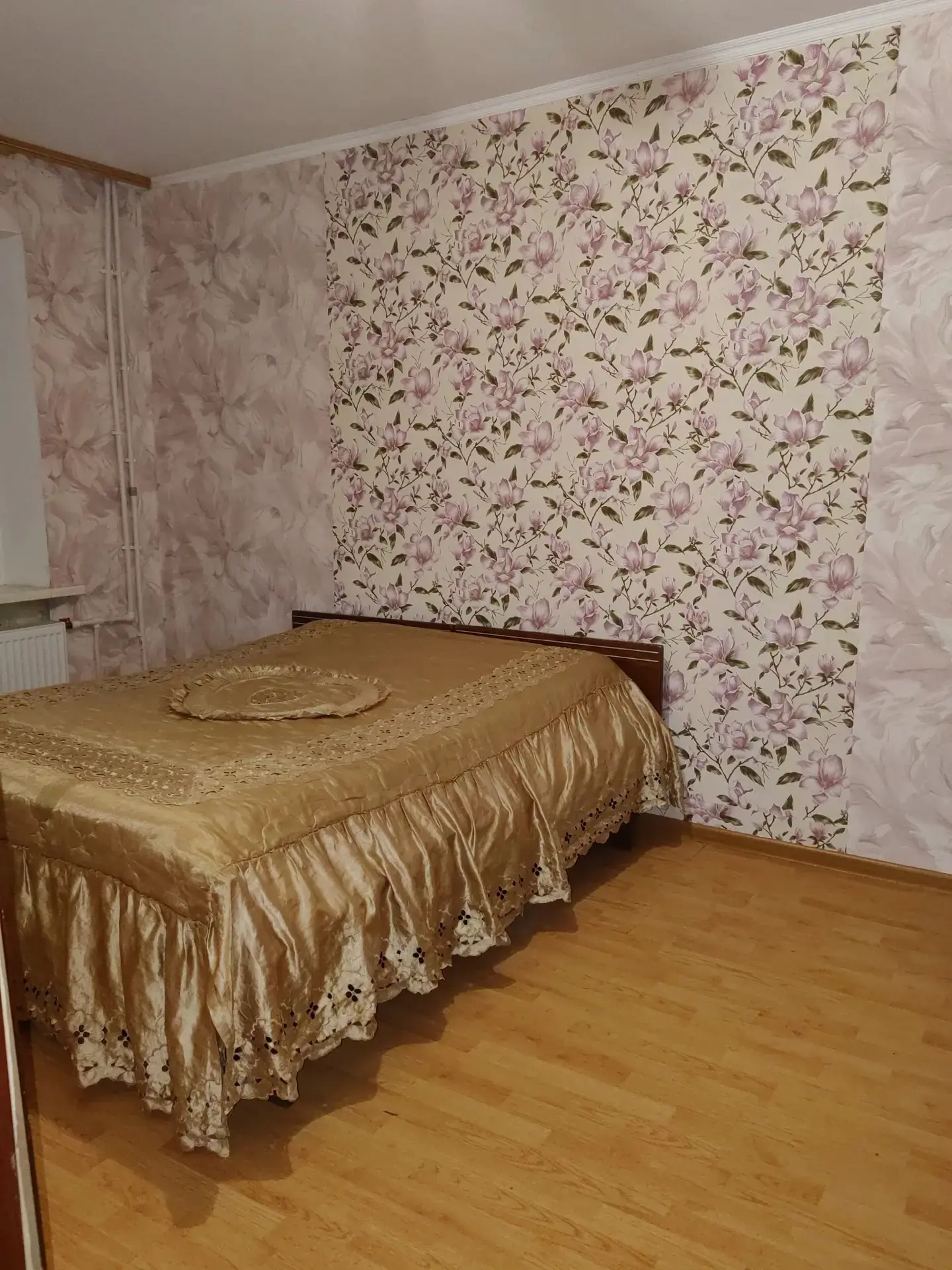 Продам 2х ком квартиру, Ильичёвский район, 2/9 эт, 50 м2, изолированные комнаты, новые окна и батаре