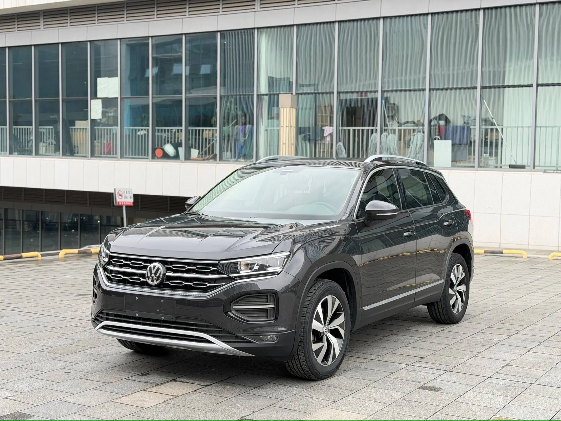 Автомобиль: Volkswagen Tayron