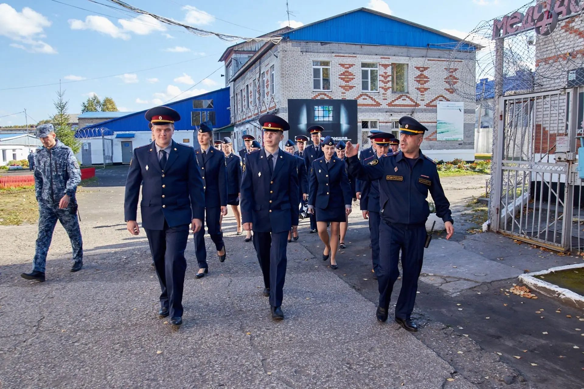 В ходе учебно-методических сборов перед молодыми сотрудниками также выступили начальник...
