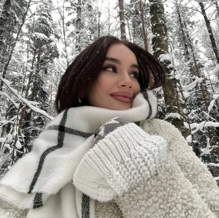 👧 Дарья, 18