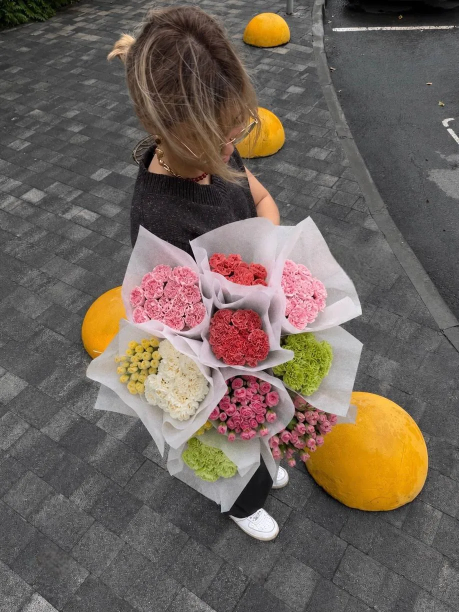 Большое поступление ДИАНТУСОВ 🌸

Гвоздики всех оттенков и сортов уже в MAKI 

- Надолго украшают ин