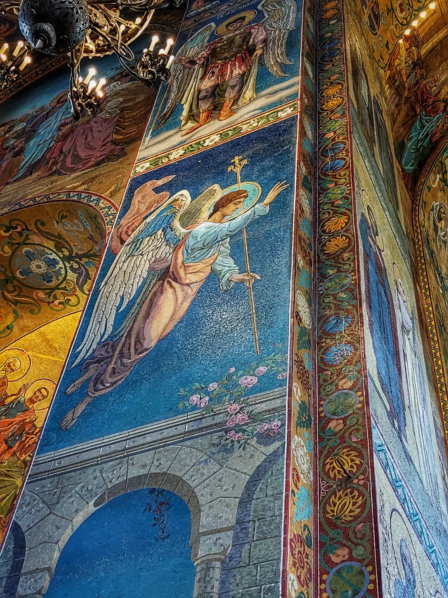 Имя того, кто сотворил мозаичное чудо храма Спаса-на-Крови, думаю, не каждый назовет. Т...