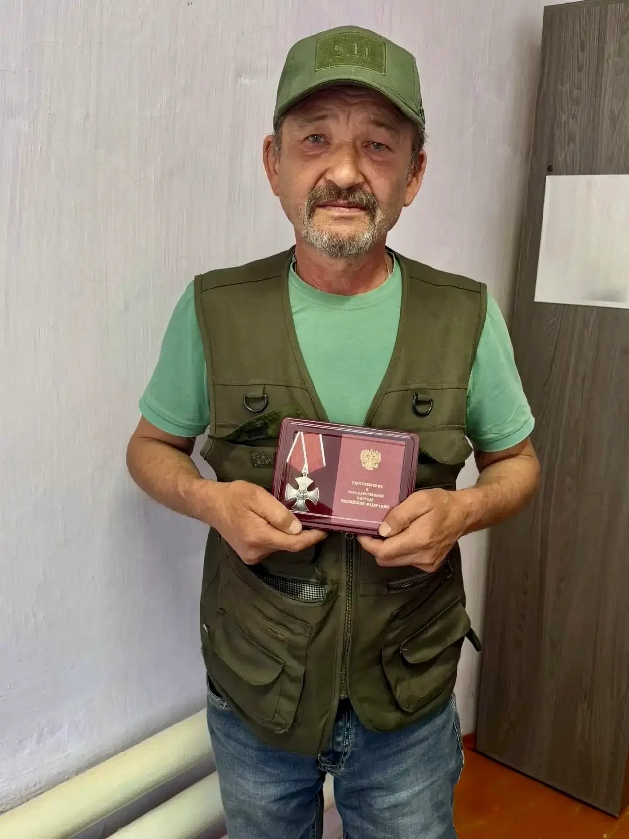 Гордимся!

Андрей Владимирович Злотников награждён Орденом Мужества.

"Вчера бойцу лично вручили гос