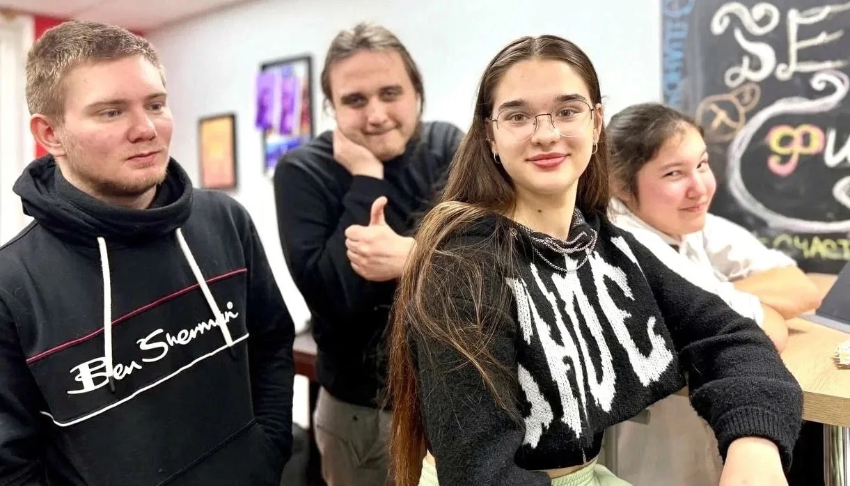🌟 Слышать мнение других научат подростков в семейном центре «Преображение» в САО