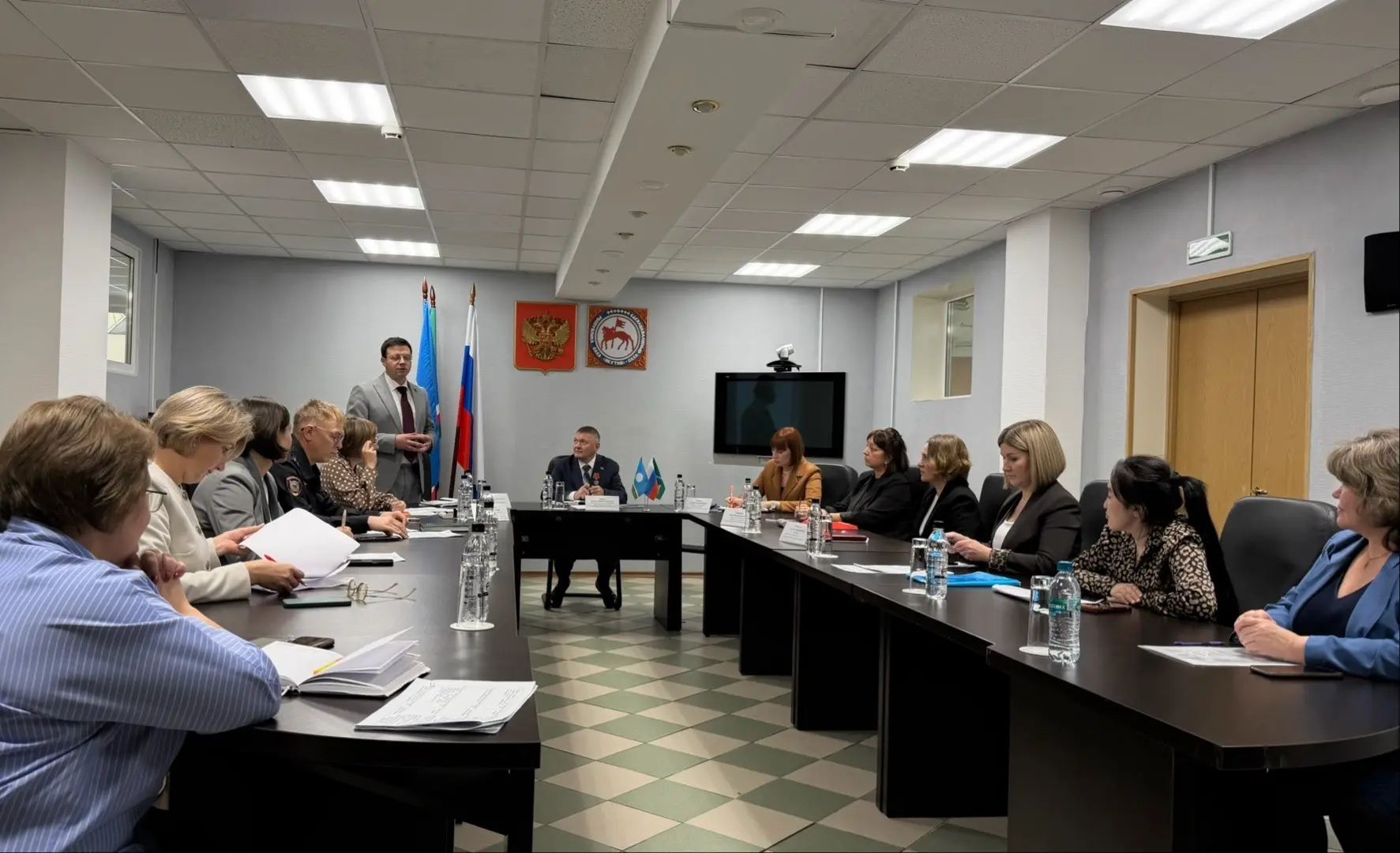 В администрации Айхала прошло расширенное заседание Общественного совета по делам несов...