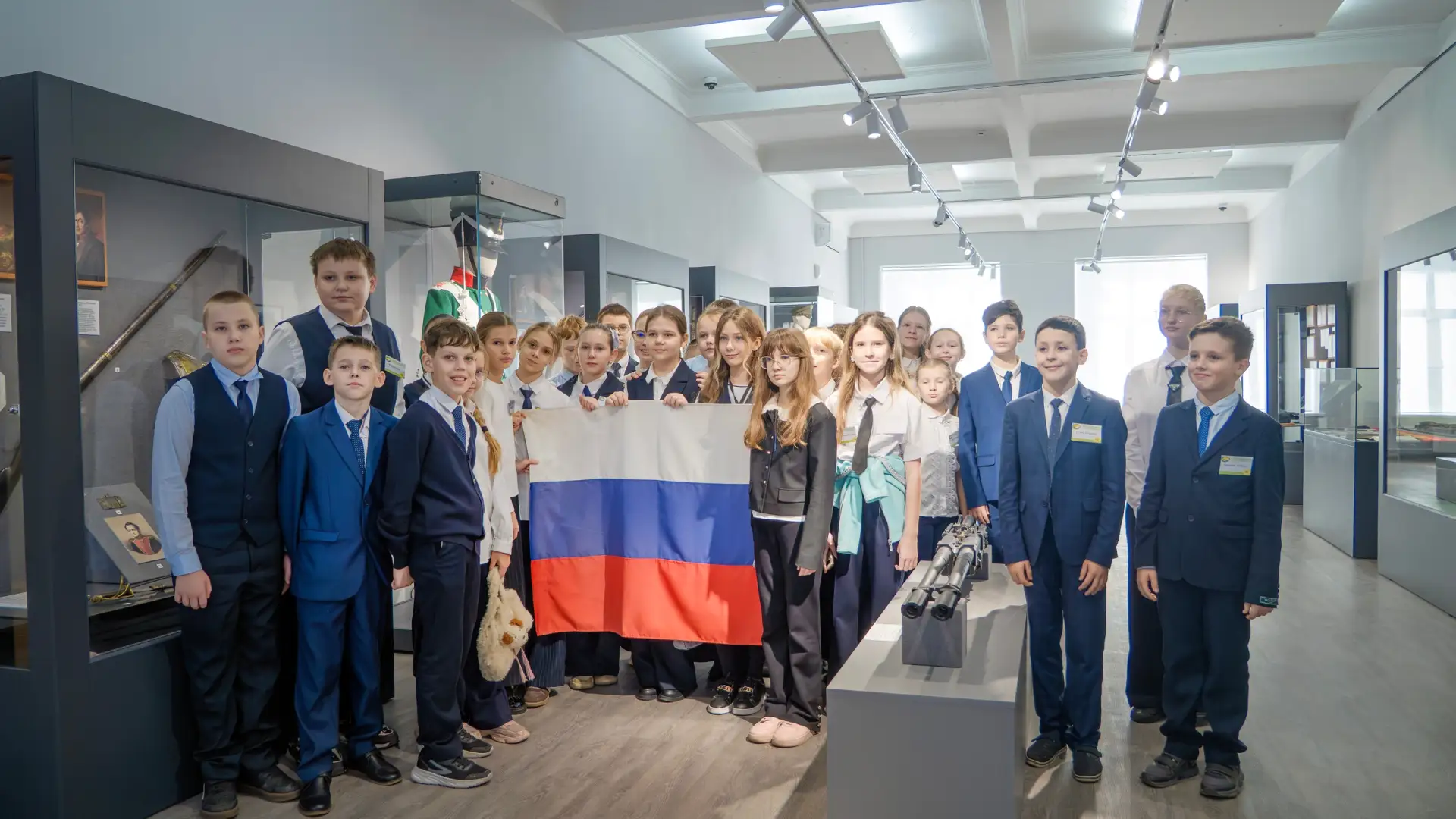 🇷🇺 Особенно торжественная экскурсия. К нам в гости пришли ученики 5-х классов гимнази...