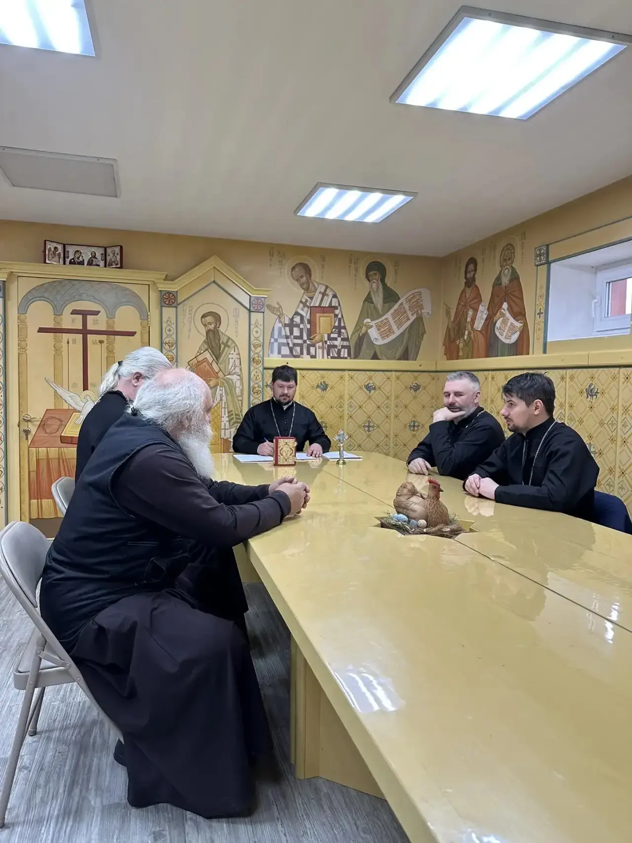 В Свято-Иннокентьевском храме  села Анга Качугского района (родина святителя Иннокентия, митрополита