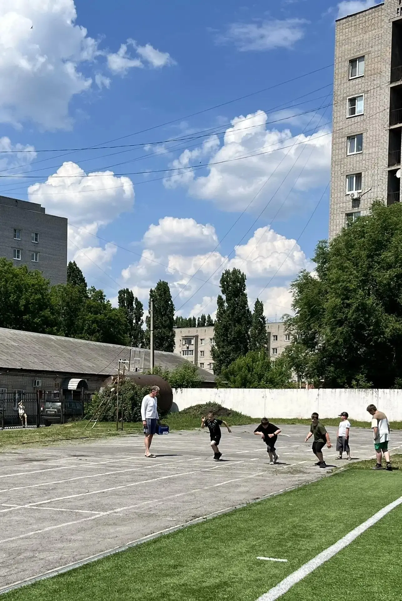 💪🏻 Лето с пользой: как «Богатырь» заряжает энергией
Наш летний оздоровительный лагерь с дневным пр