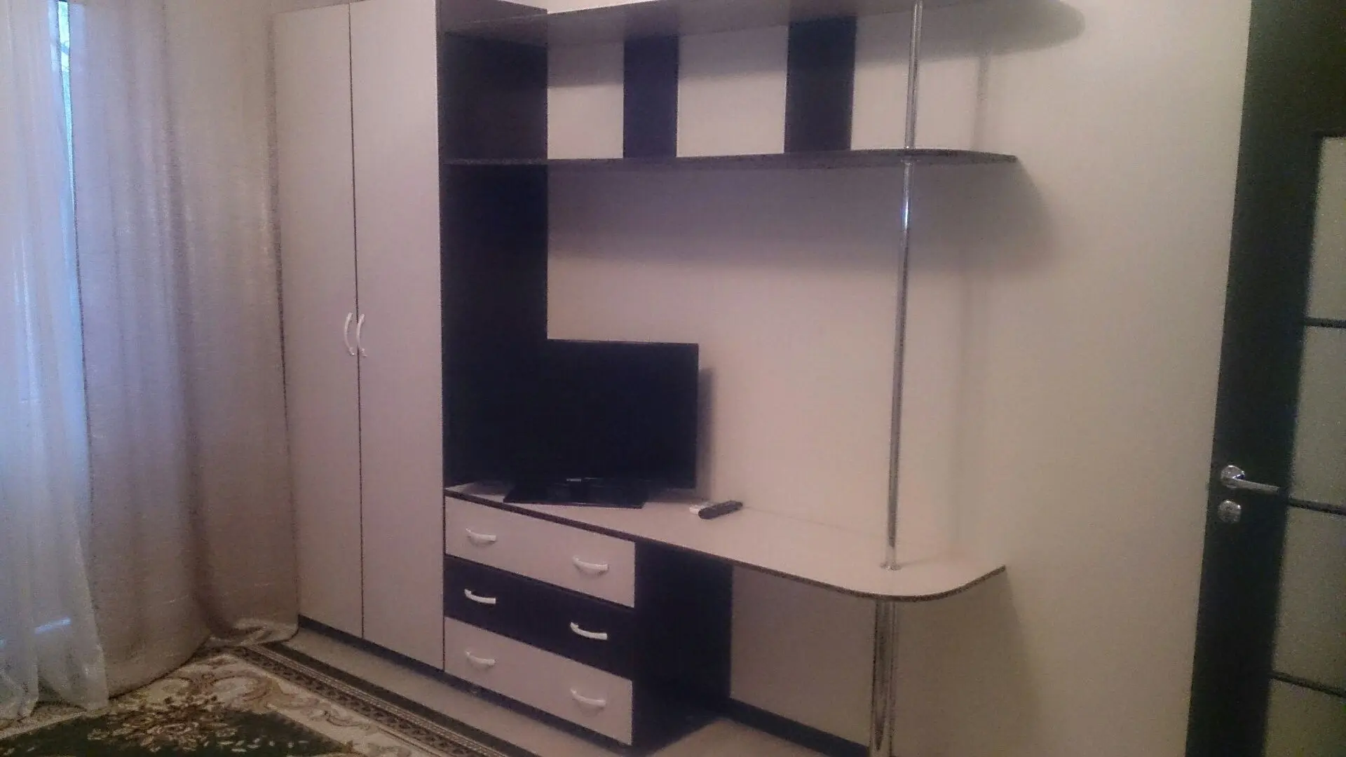 сдаю 1к Энтузиастов, 46а, цена 22+сч, залог 10тр, агентству - 50% 89185090184