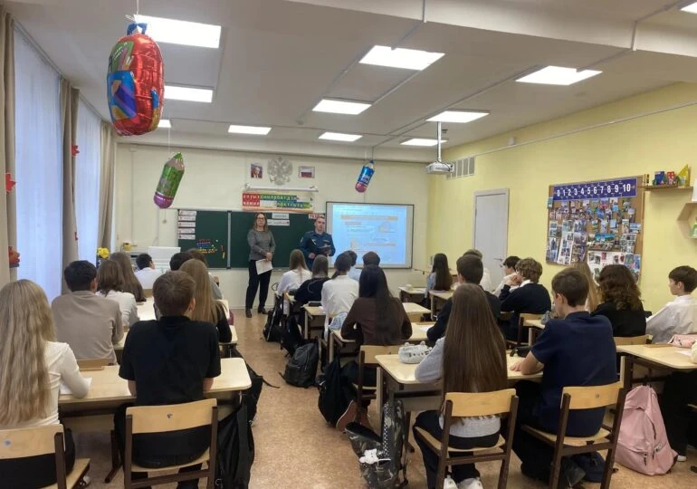 ✅ В самарской школе №28 провели урок безопасности