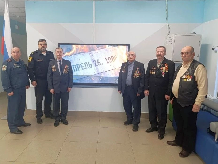 🚒 Пожарно-спасательные отряды: главное за неделю  ⭐ ПСО Василеостровского района В детском саду № 3 