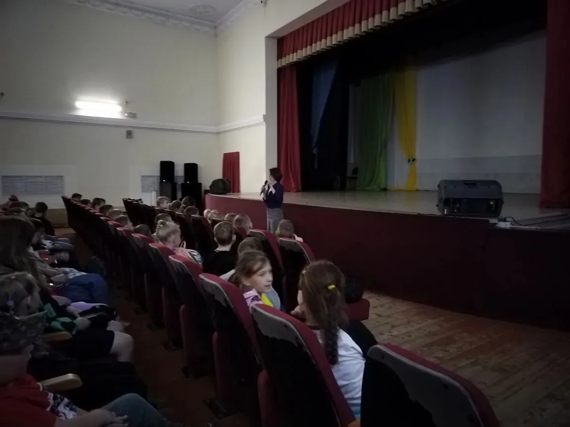 🔥 2-й день в нашем лагере: спорт, креатив и кино!

Второй день пролетел ещё активнее первого! 🏃‍♂️