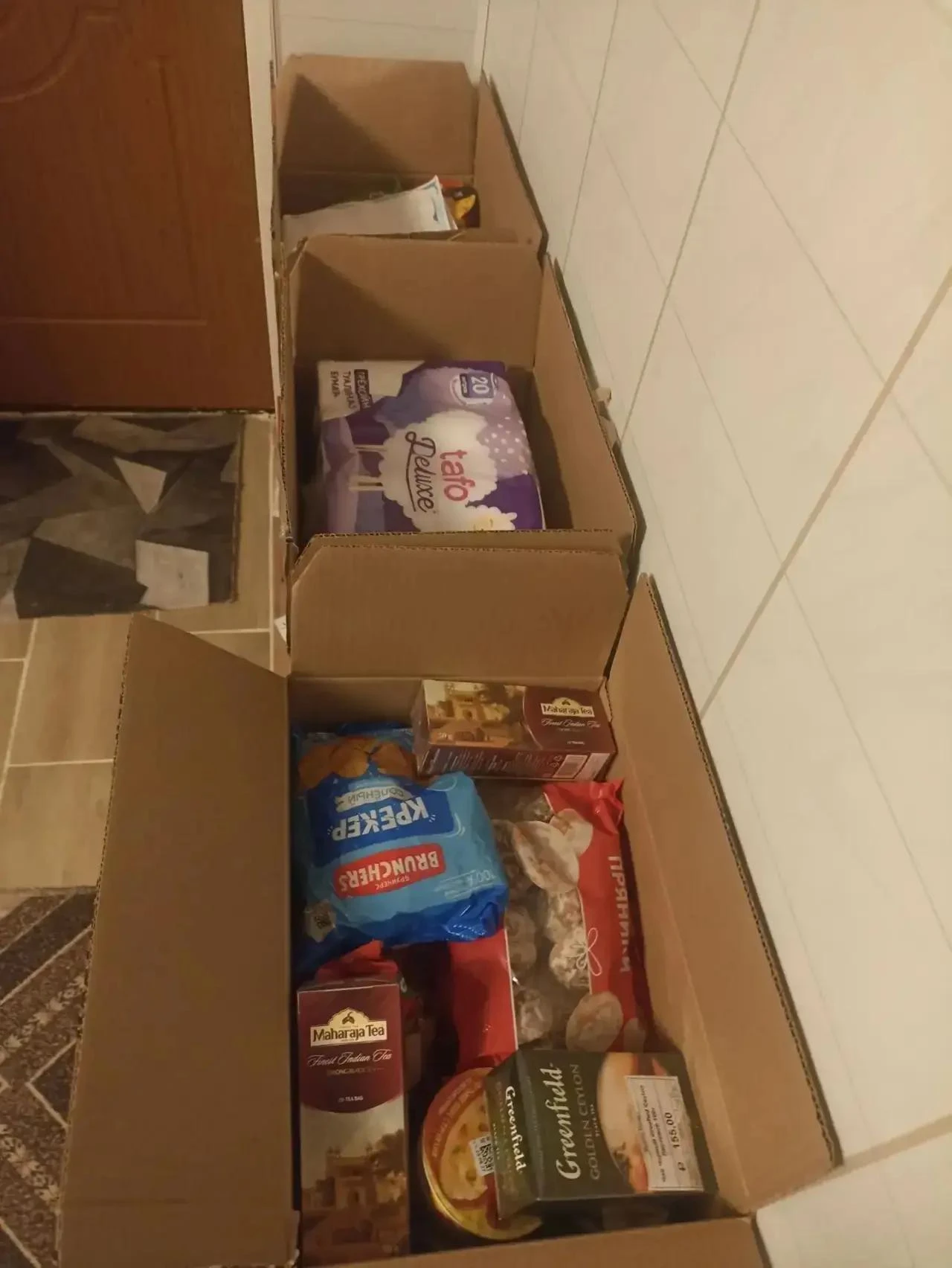 🙏🏻 Ученики Заворовской школы собрали гуманитарный груз и написали письма для бойцов СВО