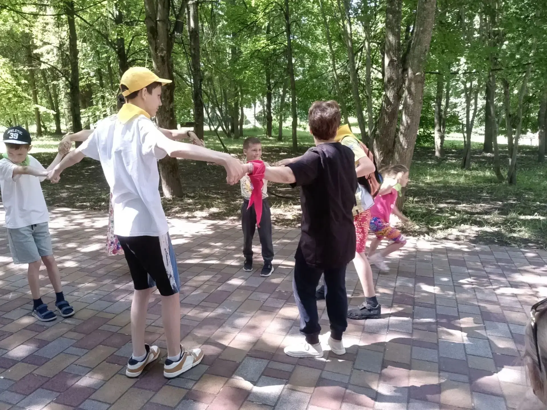 Лето, традиции и народные игры ☀
 
🌳 В Дорисс-парке состоялась интерактивная площадка «Чувашские за