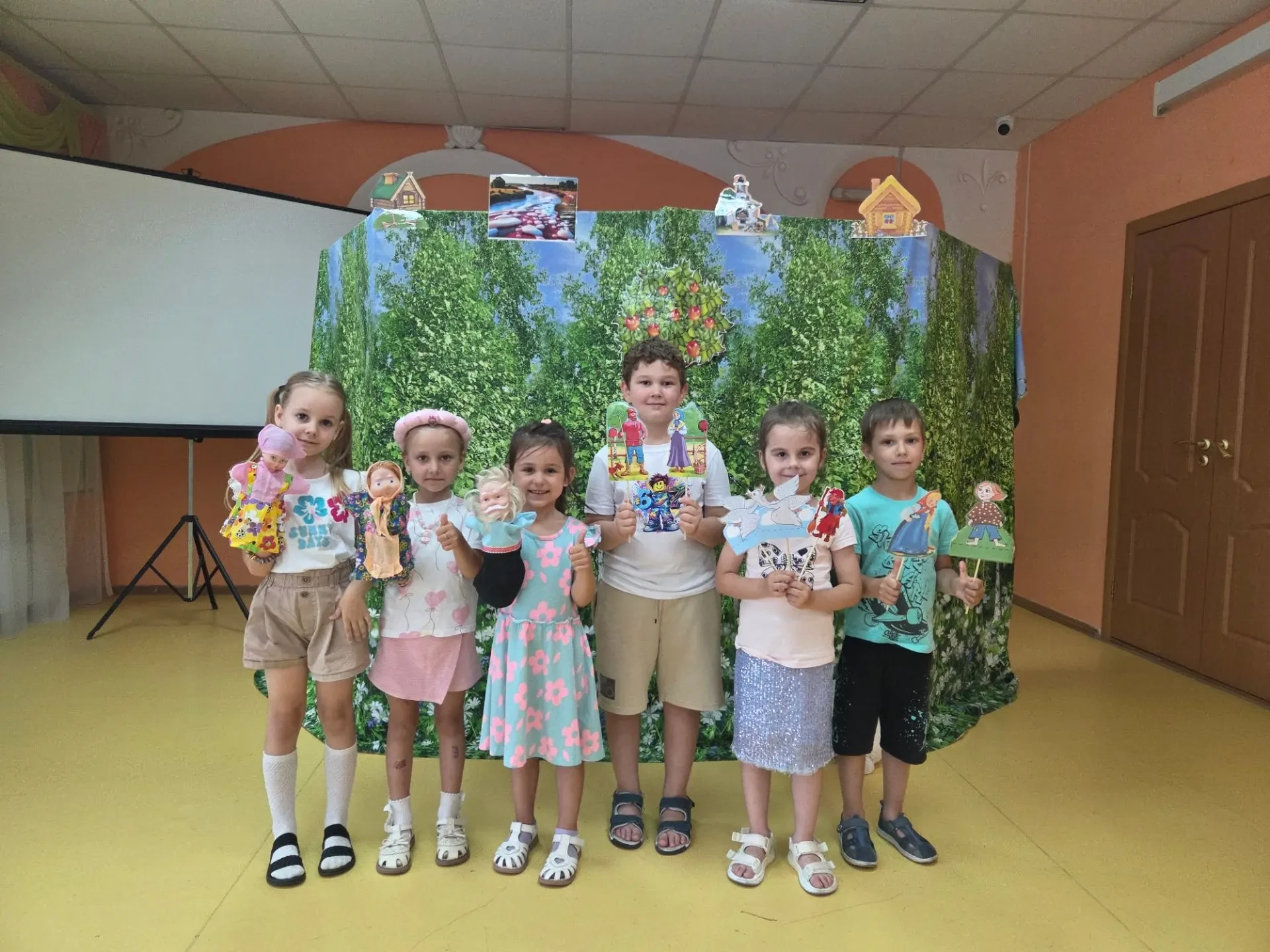 ❤️В музыкальном зале детского сада состоялся кукольный спектакль по мотивам русской народной сказки 