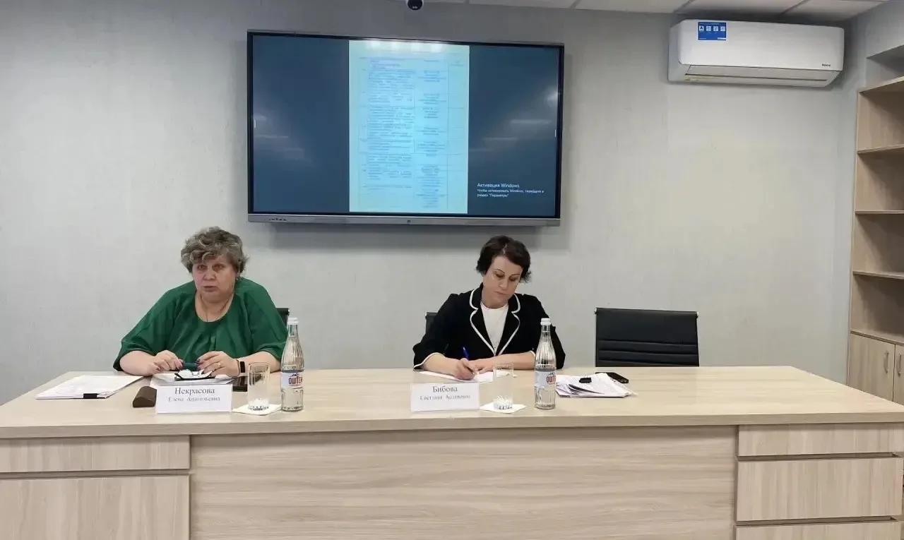 Сегодня на базе комплексного центра социального обслуживания населения по Шовгеновскому...
