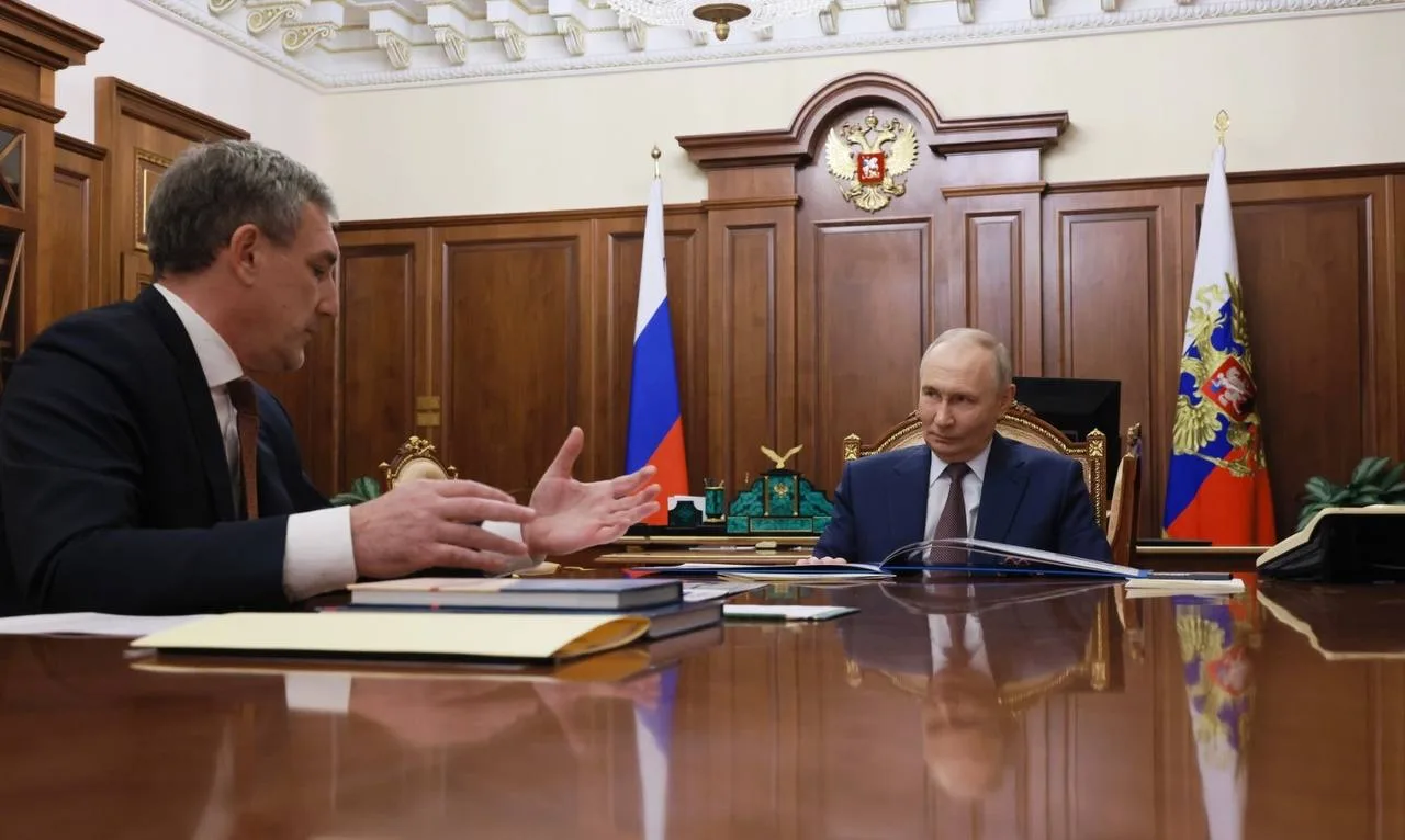 Губернатор Амурской области представил доклад Президенту России о социально-экономическом развитии р
