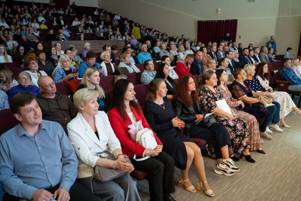 💫 В Кирове прошел ежегодный форум общественных активистов «Энергия действий: от идей к...