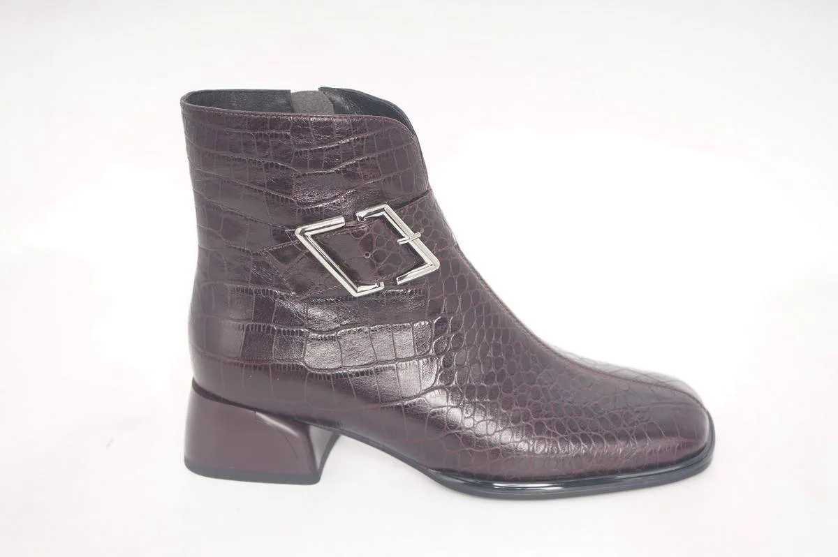 #УчастникShoesStar: Valona – бренд для женщин и мужчин, которые ценят удобную, комфортн...