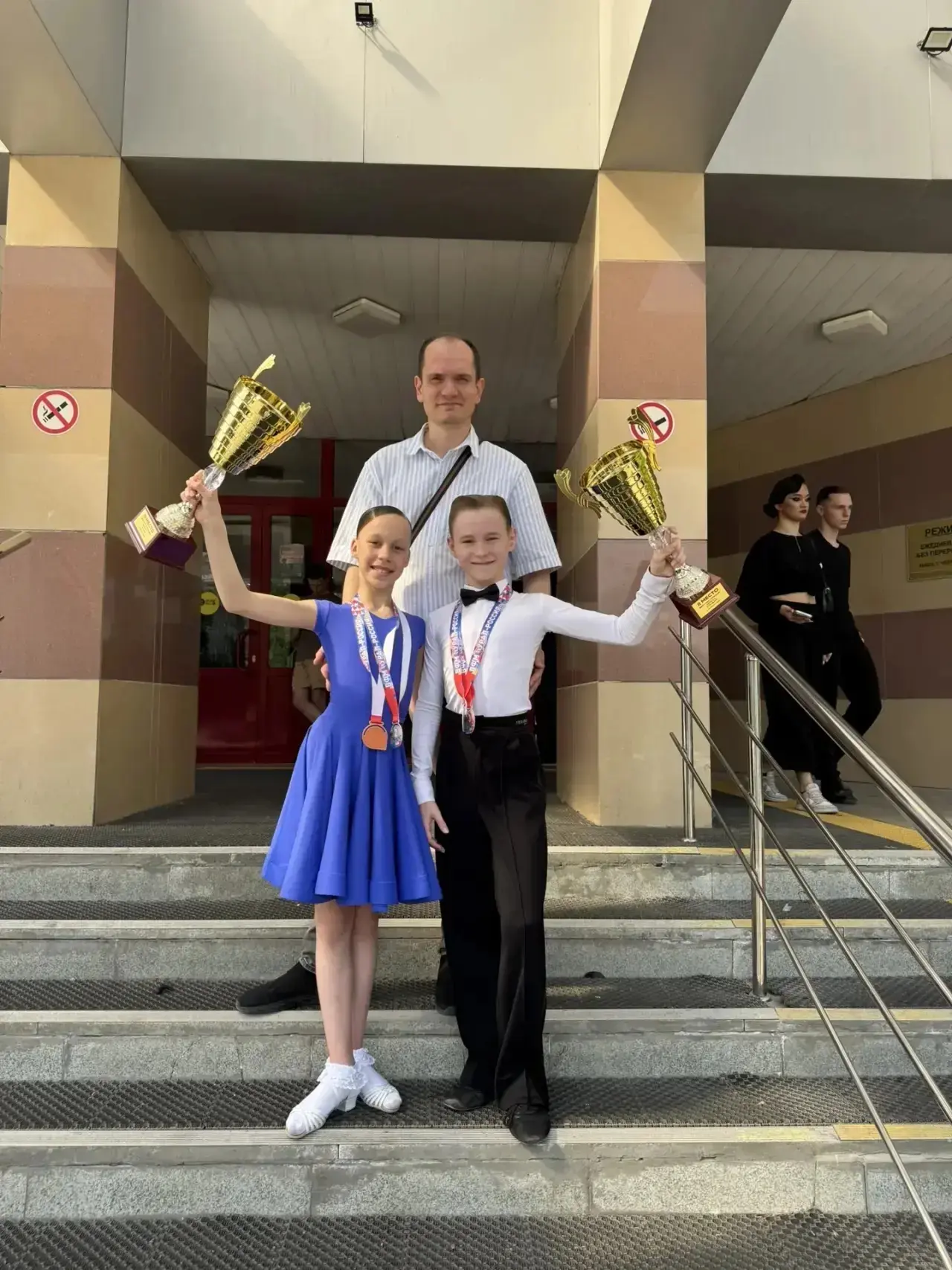 🎉 🎉 Ура! Наши танцоры блестяще выступили на квалификационных соревнованиях ФТСАРР в Челябинске! ✨
