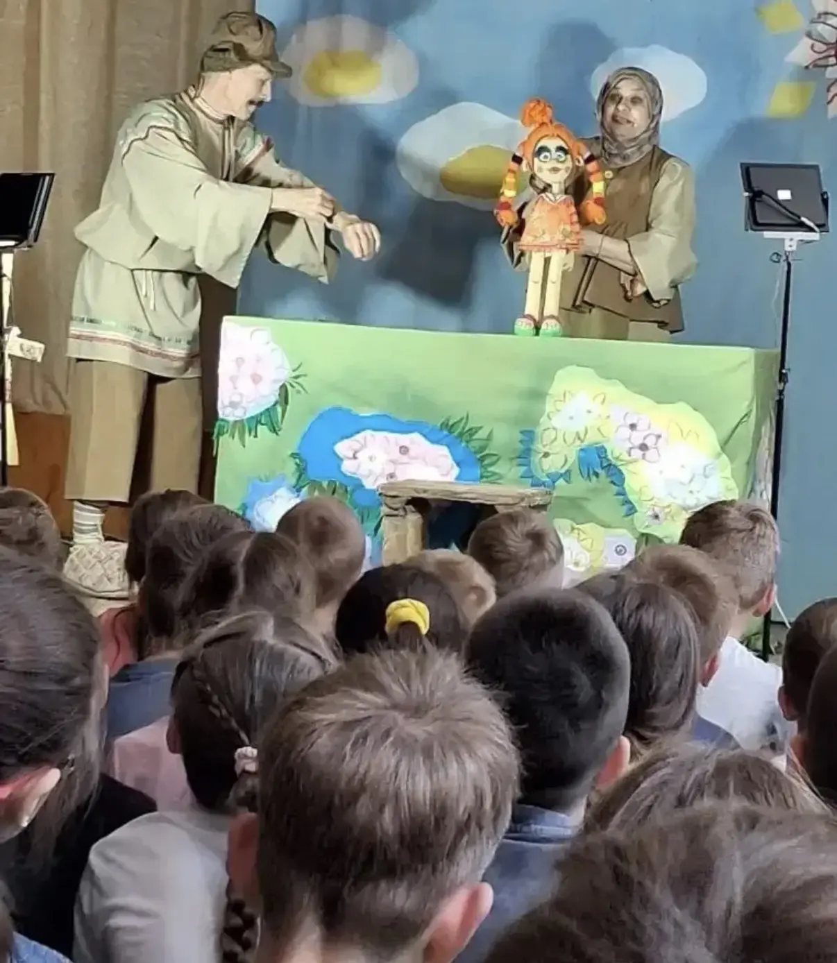 🎭 Неделя в лагере началась с громкого «Мяу»!