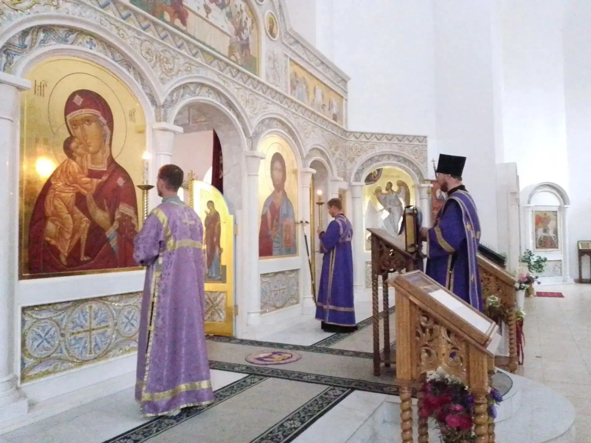🕊️ Богослужение в нашем монастыре 🕊️