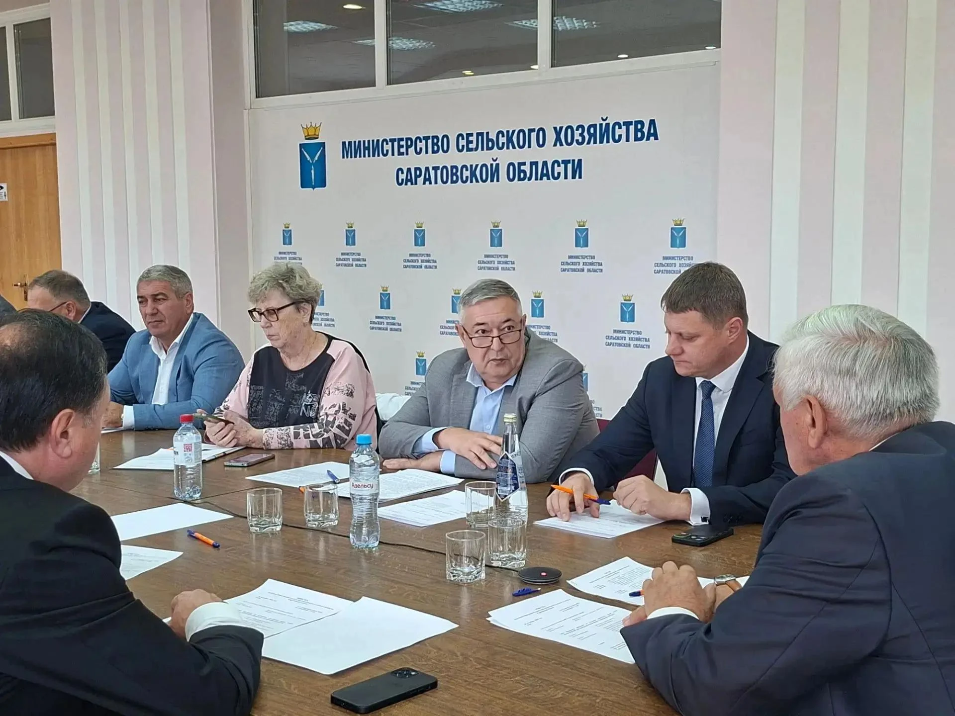 Члены Общественной палаты Саратовской области Валентина Богданова, Араик Косян, Алексан...