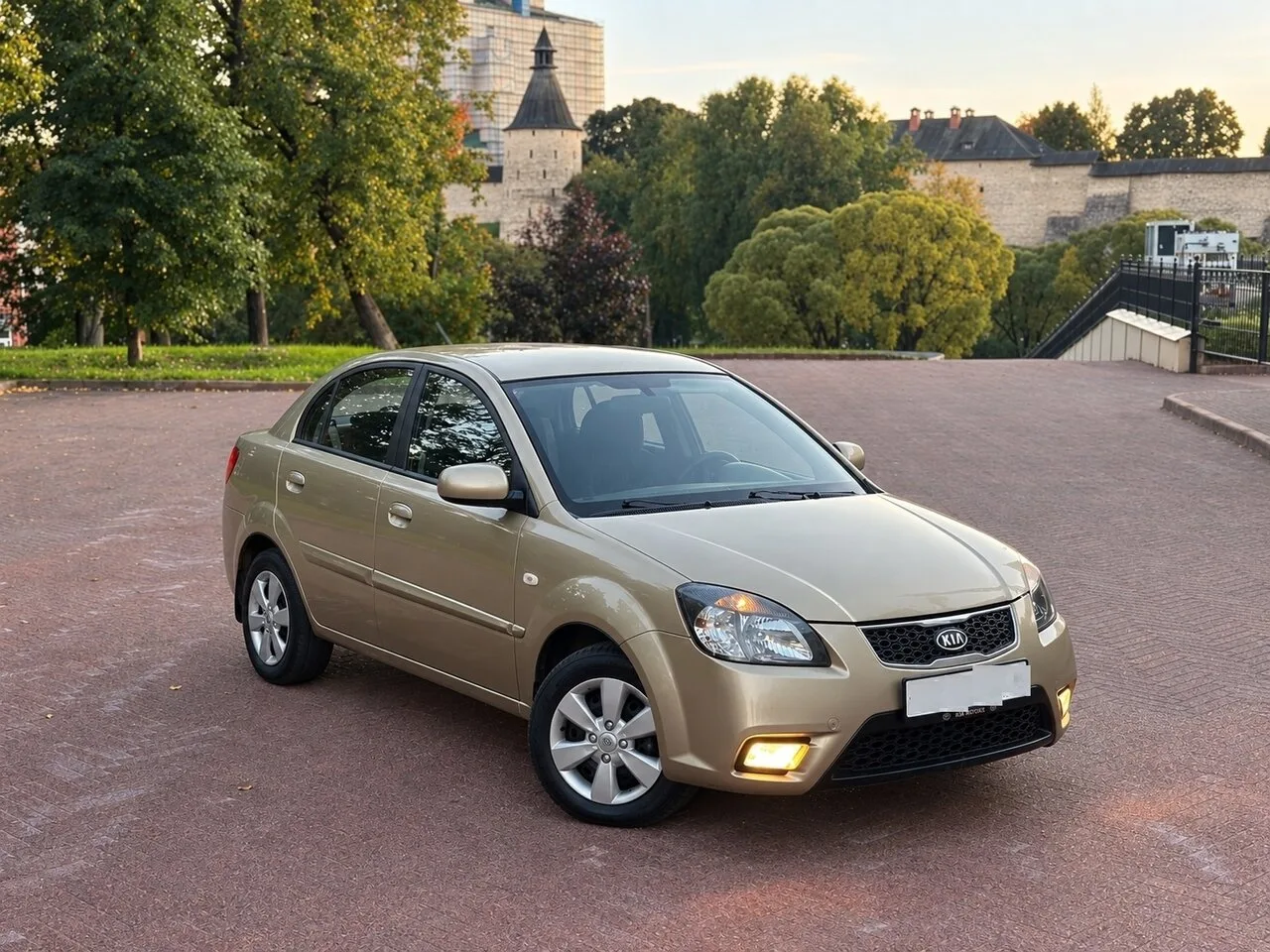 В продаже отличный, недорогой в обслуживании автомобиль для города - Kia Rio 2 рест. 20...