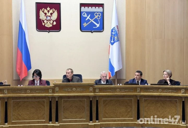 ❗ В Доме правительства Ленобласти проходит встреча губернатора Александра Дрозденко с д...