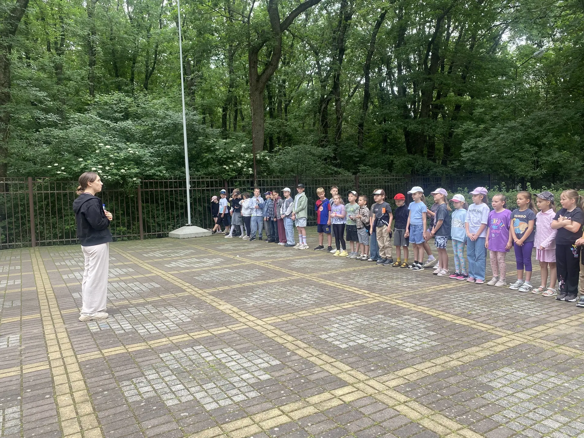 🥳Лагерь: «Крепыш»
🔘Первый поток 
✅День: 9

🗓️11.06.2026г.

☀️Утро по расписанию:
День начался с т