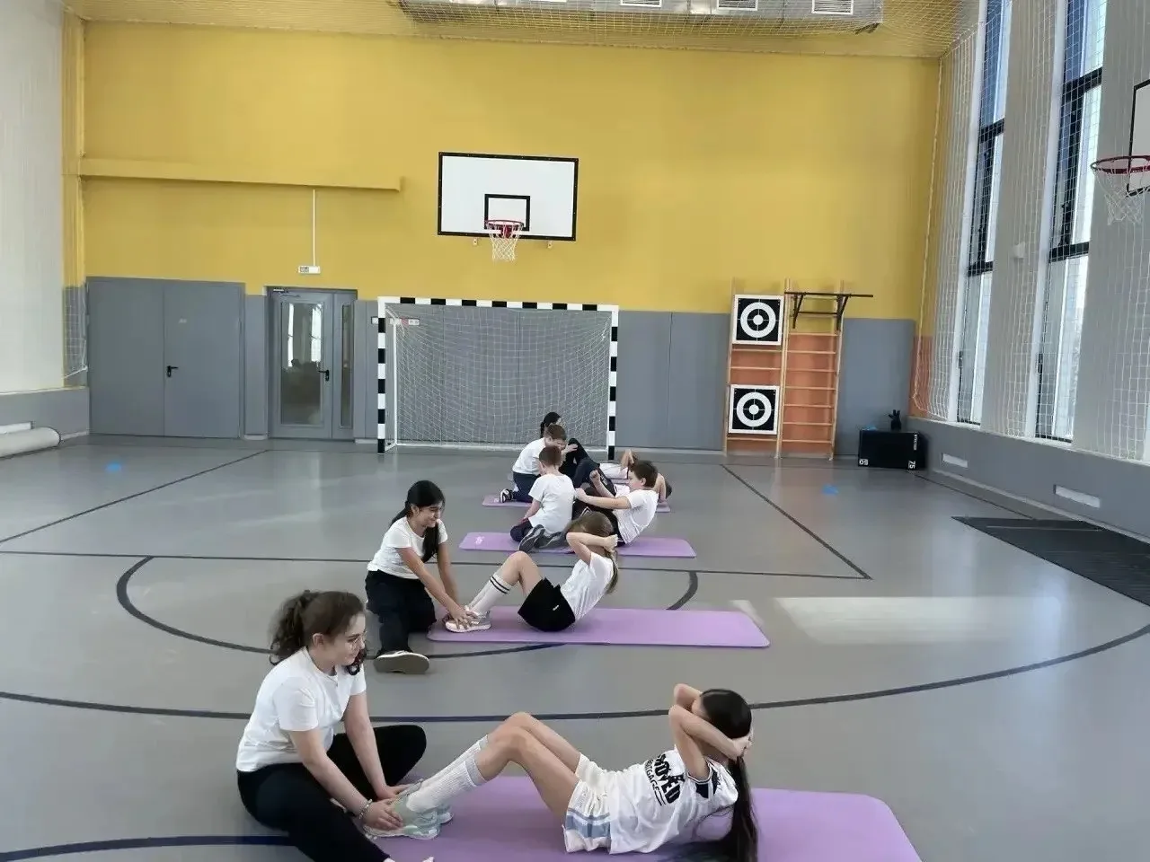 🏃‍♀️‍➡️Всемирный день здоровья! 1-3 апреля 2026г в гимназии 13 проходили спортивные мероприятия. Утр