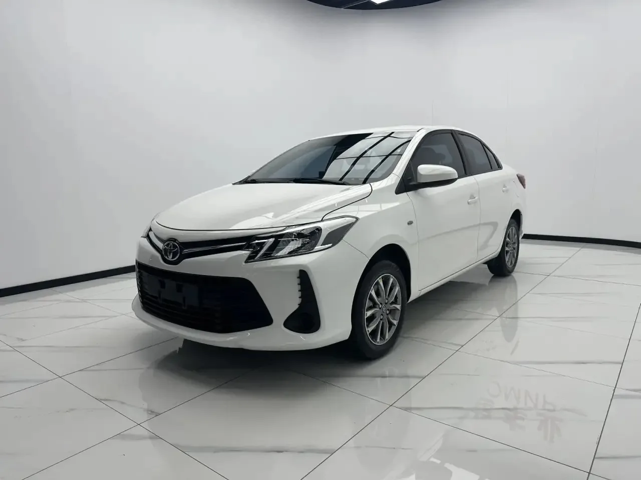 Toyota Vios 🇨🇳
1.5L, 112 л.с., CVT, 2WD
Год выпуска: 2022
Пробег: 14 т.км.
Отличное состояние авто