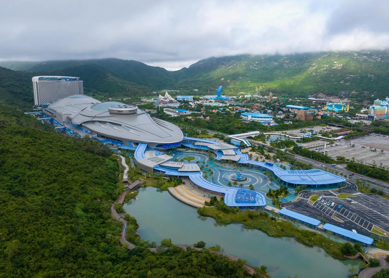Chimelong Ocean Kingdom в Чжухае, Китай 🇨🇳  🔹 Chimelong Ocean Kingdom - тематический парк в Чжухае, 