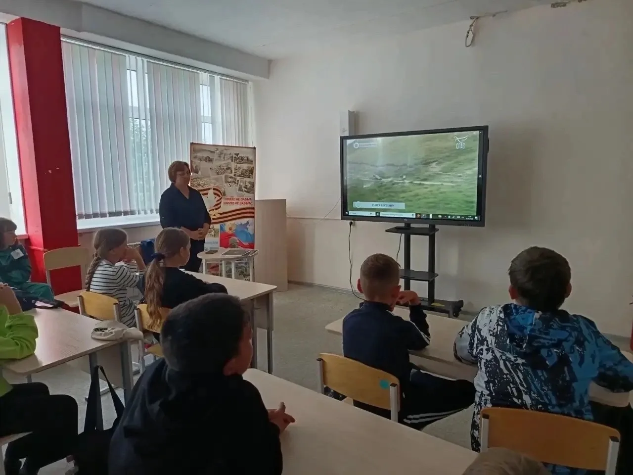 3 сентября, в памятную дату, библиотекарь Тагайской модельной библиотеки, Светлана Нико...